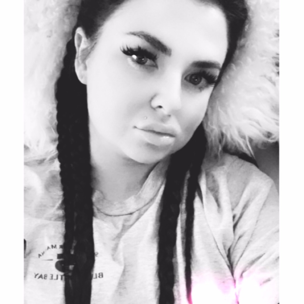 Meet your Posher, Katie